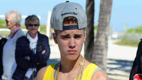 Más de 42.000 personas firman la petición a la Casa Blanca para deportar a Justin Bieber