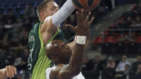 Lamar Odom, durante el Laboral Kutxa - Unicaja Lamar Odom, durante el Laboral Kutxa - Unicaja