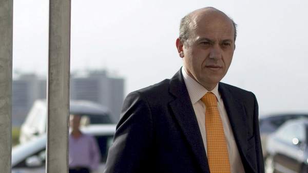 José María del Nido. José María del Nido.