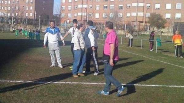 Agresión a un árbitro de 16 años Agresión a un árbitro de 16 años