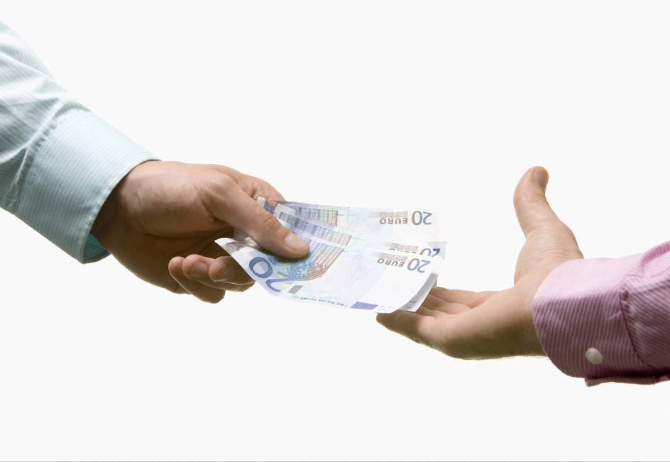 dinero adulto salida dinero adulto salida