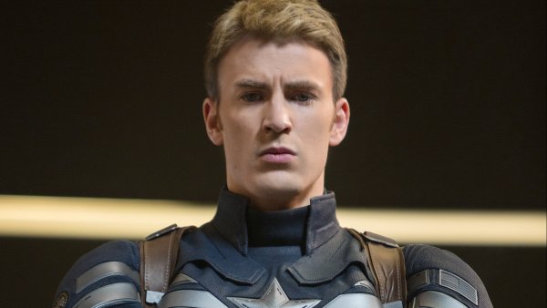 Chris Evans como Capitán América Chris Evans como Capitán América
