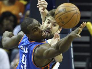Ibaka y Marc Gasol