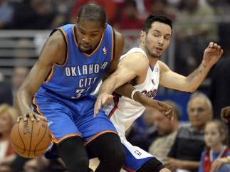 Plays off NBA Clippers