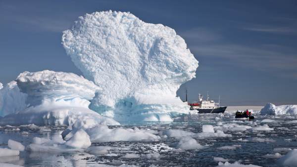Los glaciales de la Antártida se derriten Los glaciales de la Antártida se derriten