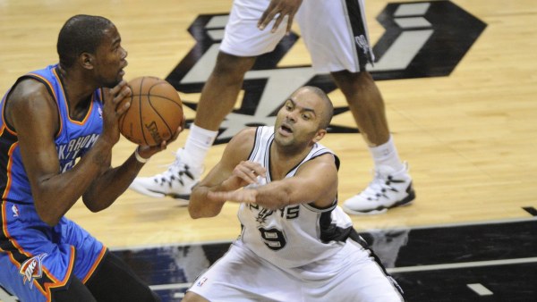 Spurs contra Thunders Spurs contra Thunders