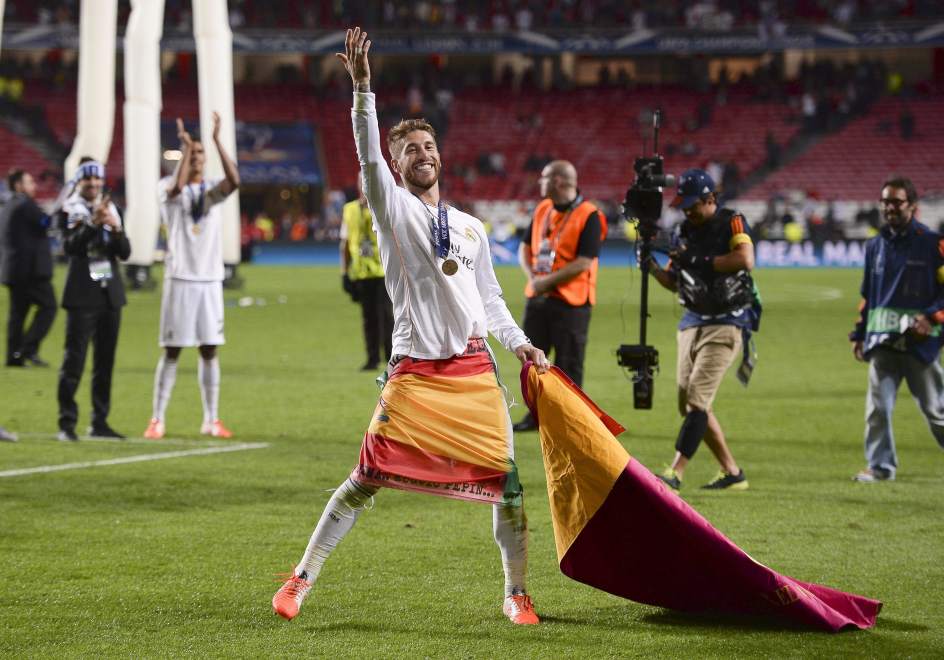 Foto: Sergio Ramos, torero | Final Champions League 2014 ...