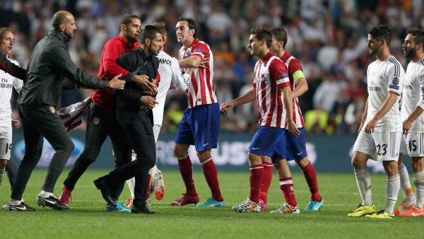 Diego Simeone, expulsado Diego Simeone, expulsado