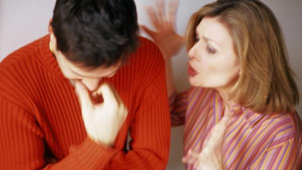 Discusión de pareja Discusión de pareja