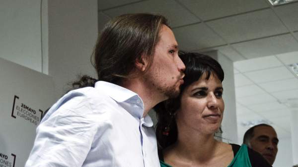 Pablo Iglesias y Teresa Rodríguez Pablo Iglesias y Teresa Rodríguez