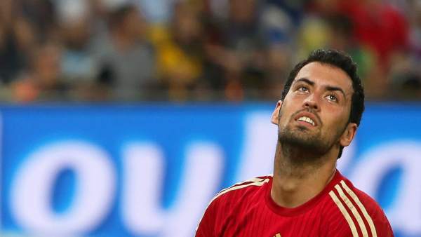 Busquets tira fuera Busquets tira fuera