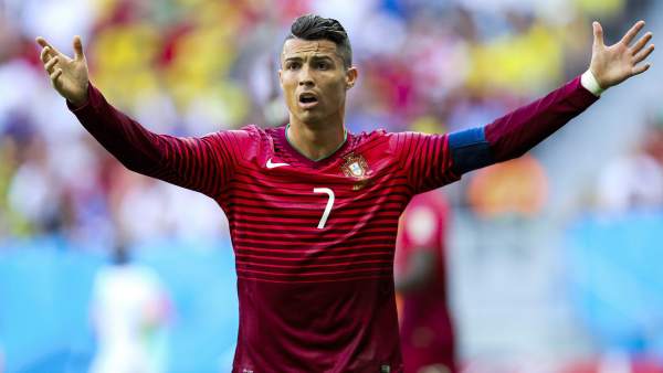 Cristiano Ronaldo con Portugal Cristiano Ronaldo con Portugal