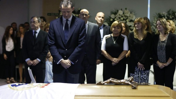 Felipe VI, en la capilla ardiente de Di Stéfano Felipe VI, en la capilla ardiente de Di Stéfano