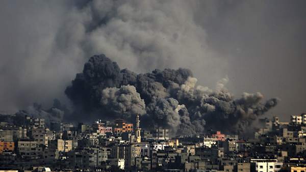 Bombardeos sobre Gaza Bombardeos sobre Gaza