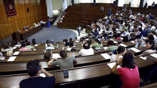 Oposición a médicos y matronas Oposición a médicos y matronas