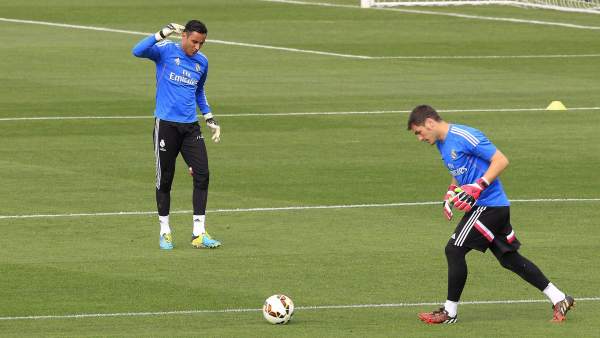 Casillas y Navas Casillas y Navas