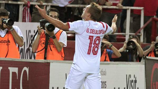 Gol de Deulofeu con el Sevilla Gol de Deulofeu con el Sevilla