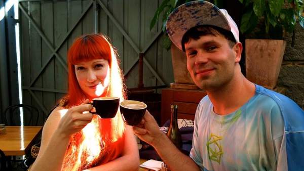 Tomando un café con su amiga Nº20 Tomando un café con su amiga Nº20