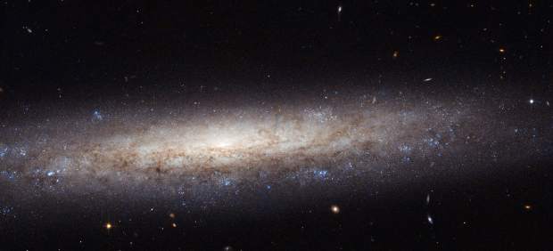 La galaxia NGC 4206