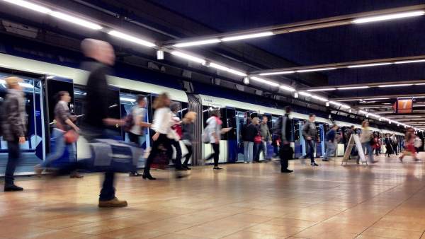 Andén de Metro de Madrid Andén de Metro de Madrid