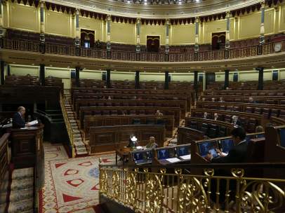 Montoro, en un congreso casi vacío