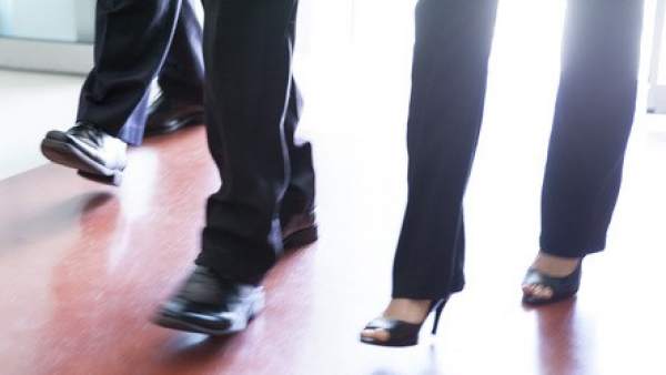 Mujer en el trabajo Mujer en el trabajo