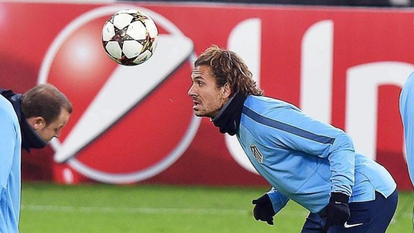 Cerci, durante un entrenamiento con el Atlético de Madrid Cerci, durante un entrenamiento con el Atlético de Madrid