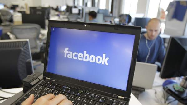 Facebook Facebook