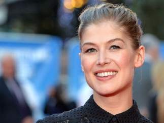 Rosamund Pike