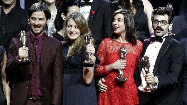 Equipo de '10.000 km' celebran los Premios Gaudí Equipo de '10.000 km' celebran los Premios Gaudí