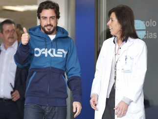 Fernando Alonso sale del hospital