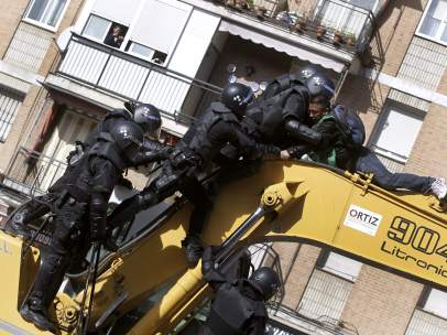 Forcejeos en la excavadora