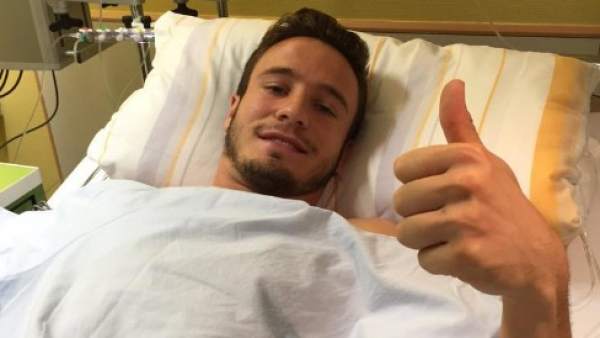 Saúl Ñíguez en el hospital Saúl Ñíguez en el hospital