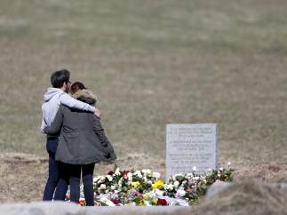 Homenaje de las familias a las víctimas