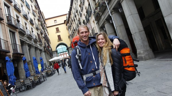 Turistas suecos en la Plaza Mayor de Madrid Turistas suecos en la Plaza Mayor de Madrid