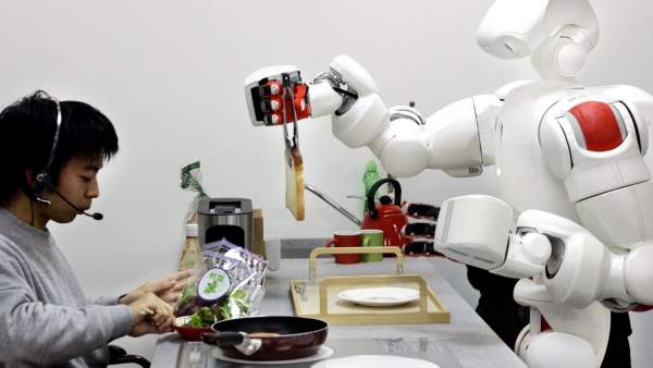 Robots y humanos Robots y humanos