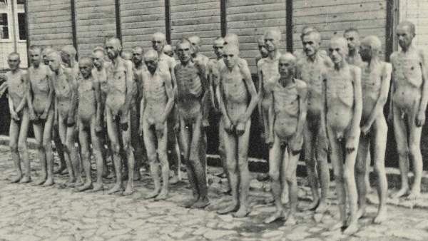 Prisioneros en Mauthausen Prisioneros en Mauthausen
