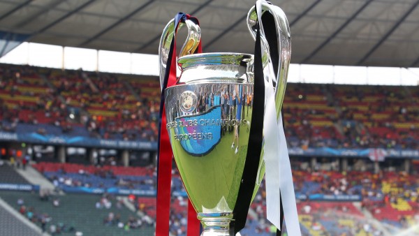 El trofeo de campeón de la Champions El trofeo de campeón de la Champions