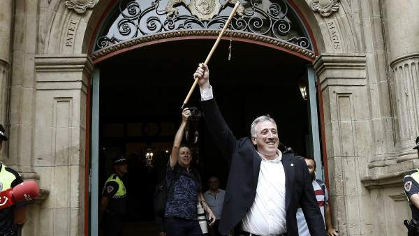 EH Bildu entra en el Ayuntamiento de Pamplona EH Bildu entra en el Ayuntamiento de Pamplona