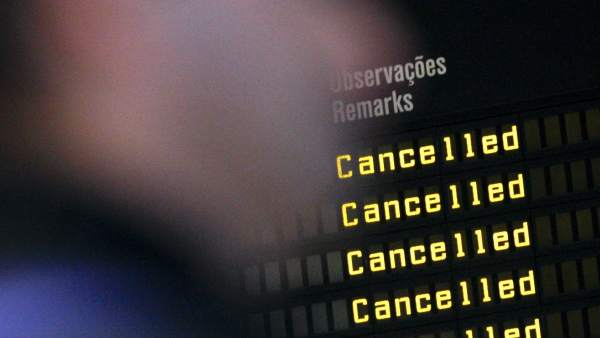 Vuelo cancelado Vuelo cancelado