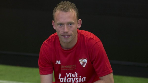 El Sevilla presenta a Krohn-Dehli El Sevilla presenta a Krohn-Dehli