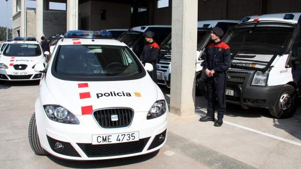 Mossos d'Esquadra Mossos d'Esquadra