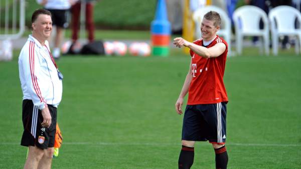 Van Gaal y Schweinsteiger Van Gaal y Schweinsteiger