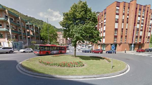 Imagen de una rotonda en el barrio de La Peña, en Bilbao. Imagen de una rotonda en el barrio de La Peña, en Bilbao.