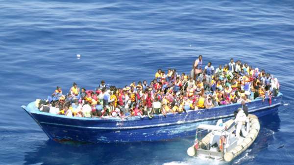 Inmigrantes localizados en la costa de Libia Inmigrantes localizados en la costa de Libia