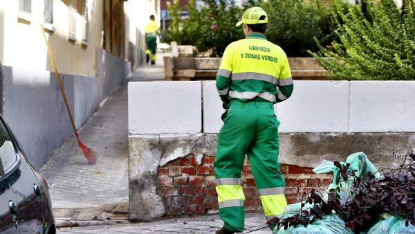 Limpieza en la ciudad de Madrid. Limpieza en la ciudad de Madrid.