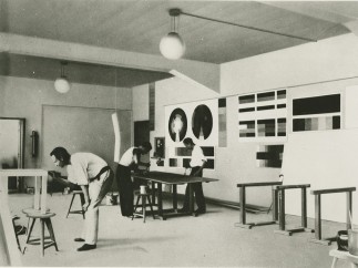 Mural workshop, Bauhaus Dessau, 1926, (photographer unknown)