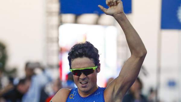 Gómez-Noya, campeón del mundo Gómez-Noya, campeón del mundo