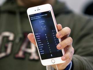 Iphone 6s tras su lanzamiento en una tienda Apple en Sidney