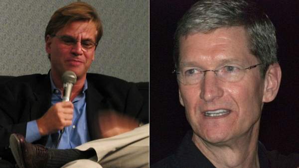 Aaron Sorkin y Tim Cook Aaron Sorkin y Tim Cook